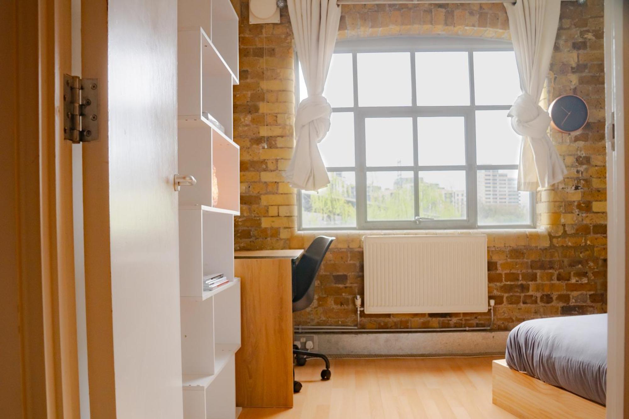 Loft Style Apartment Near O2, Abba Voyage, Excel Лондон Экстерьер фото