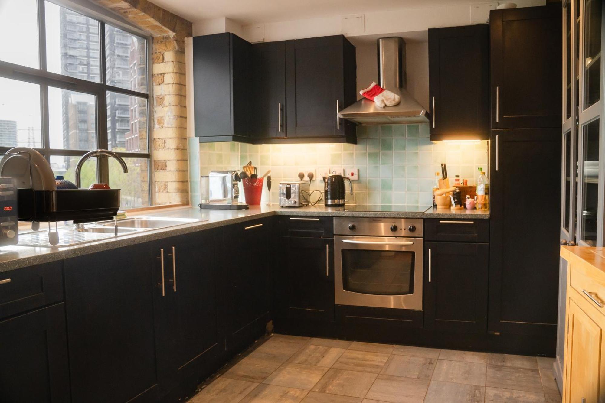 Loft Style Apartment Near O2, Abba Voyage, Excel Лондон Экстерьер фото